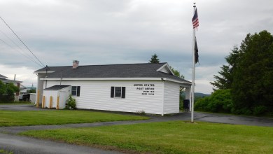 Grand Isle Post Office