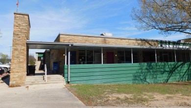 Monticello Post Office
