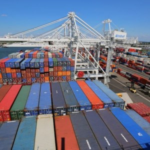 Trans-Pacific shippers ‘leaving money on the table,’ says analyst