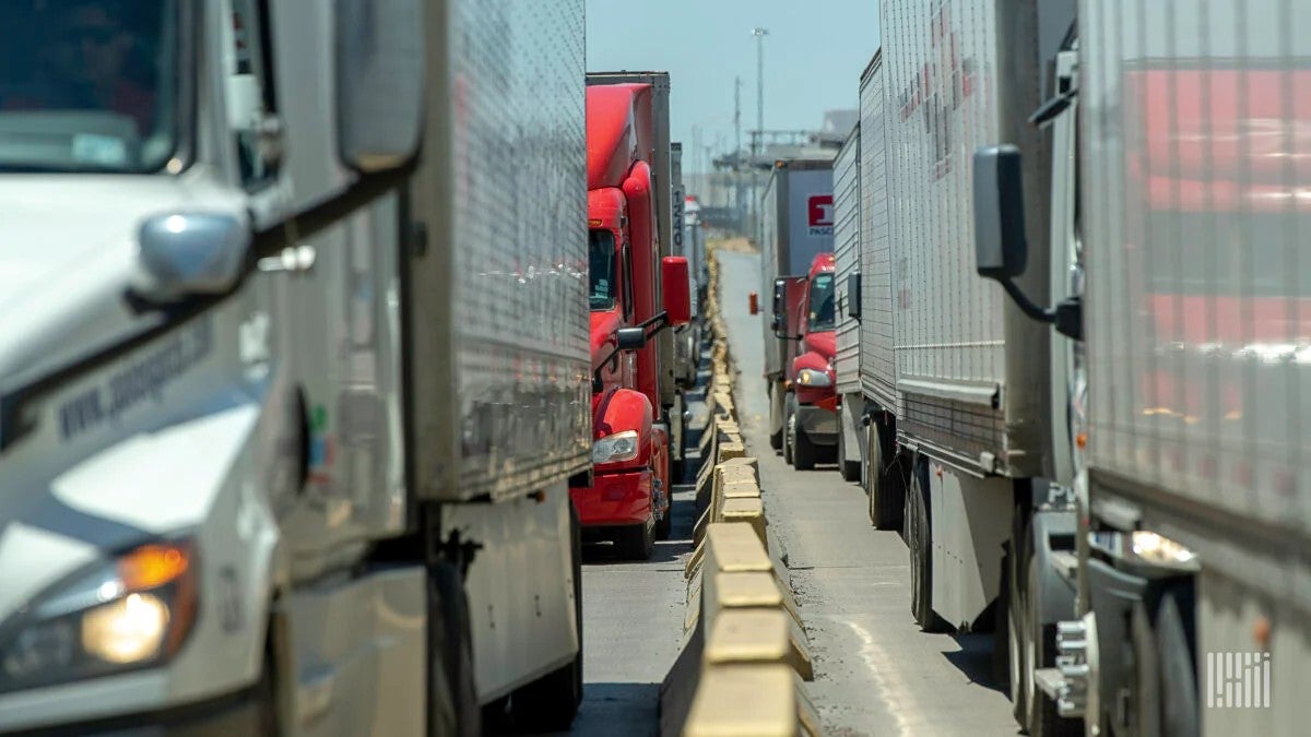 Widespread blockades snarl highways across Mexico, threatening freight  flows - FreightWaves