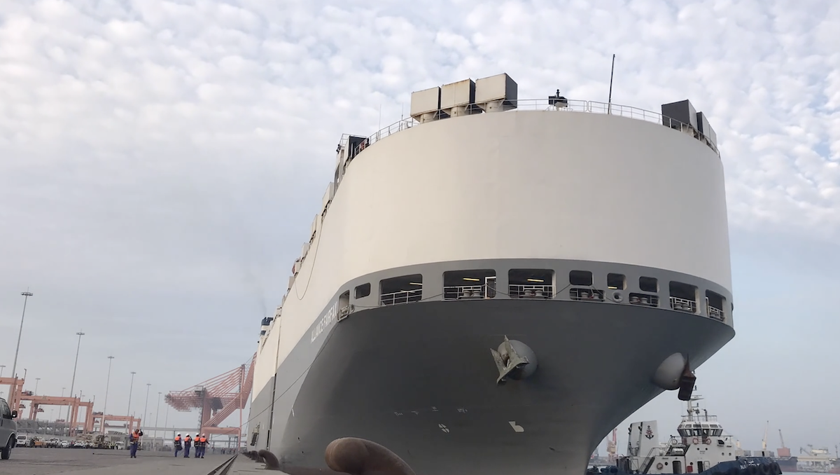 Maersk ro-ro first U.S.-flag ship to safely clear Strait of Hormuz