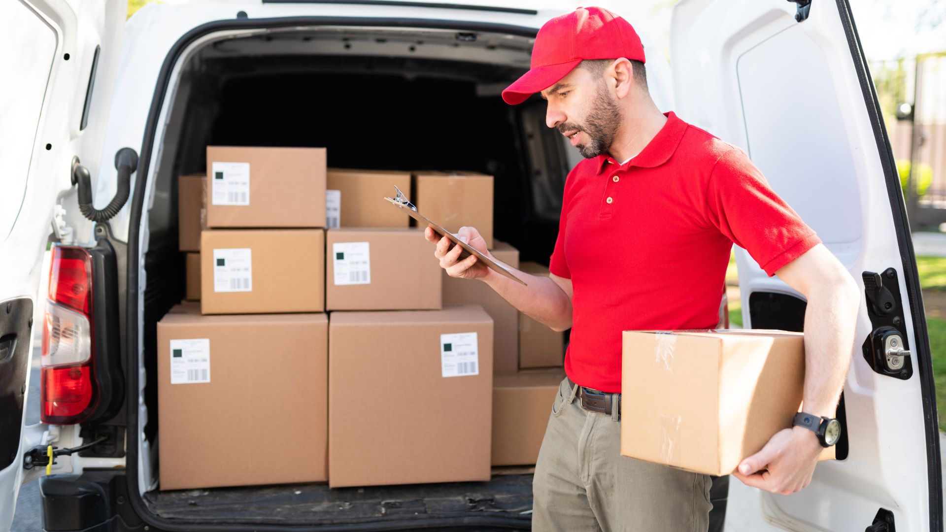 Sen. Cotton urges DOJ investigation of China-backed parcel carriers