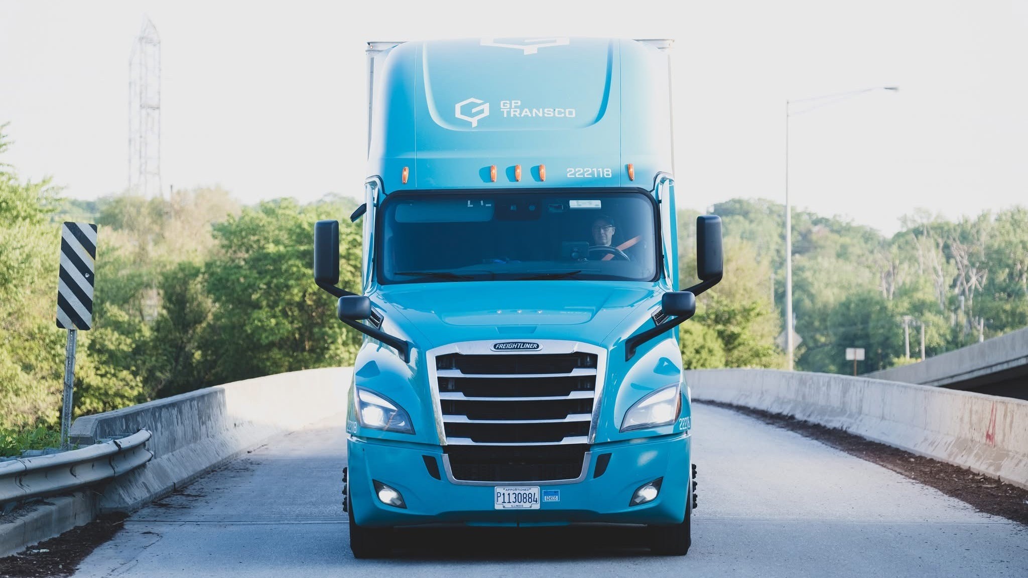 Truckload Market Upswing Prompts Driver Pay Hikes as Regulatory Enforcement Tightens Capacity