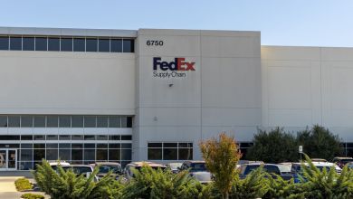 Front view of a FedEx Supply Chain Services warehouse.