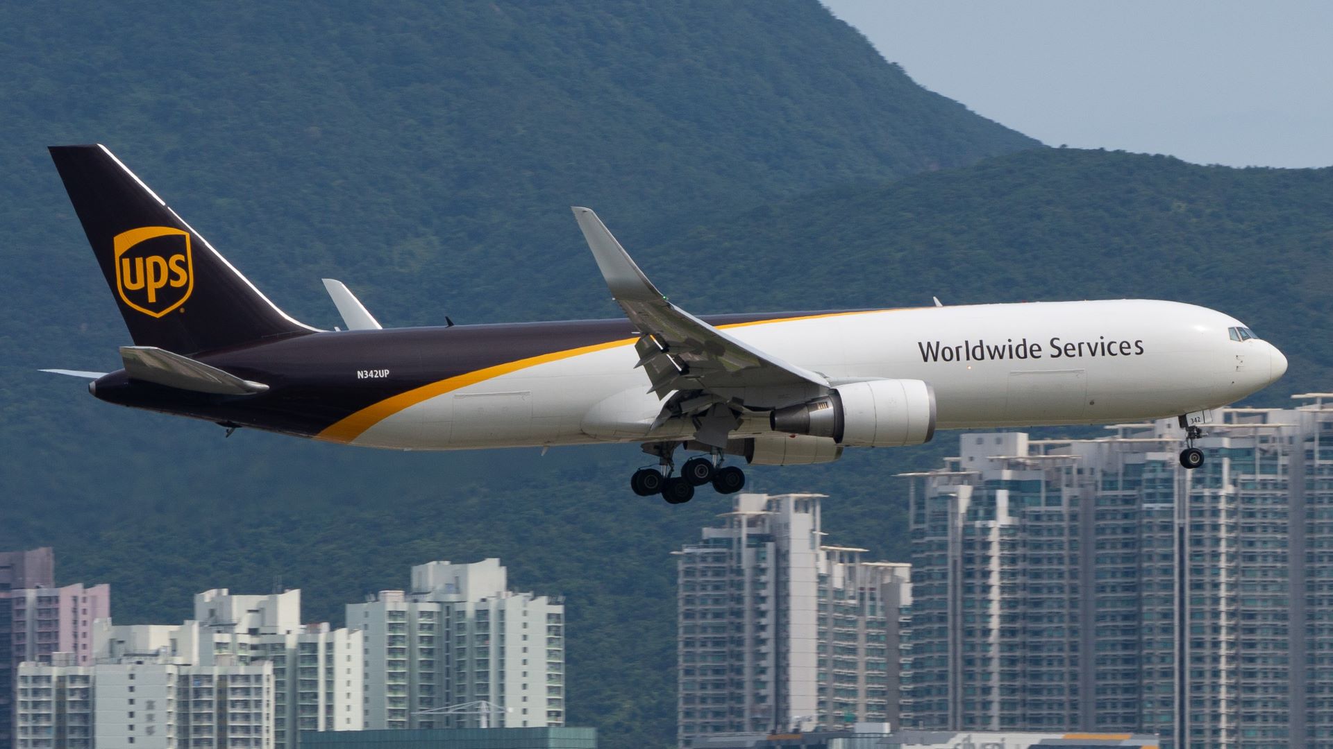 DOT approves UPS transfer of Hong Kong routes to Philippines