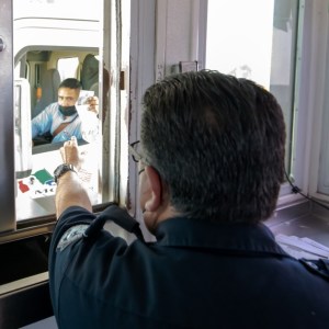 $10.75 million in meth found inside leek shipment at Texas border bridge