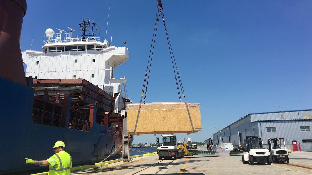 Tragedy at Port of Baltimore: Veteran longshoreman killed in rare equipment accident