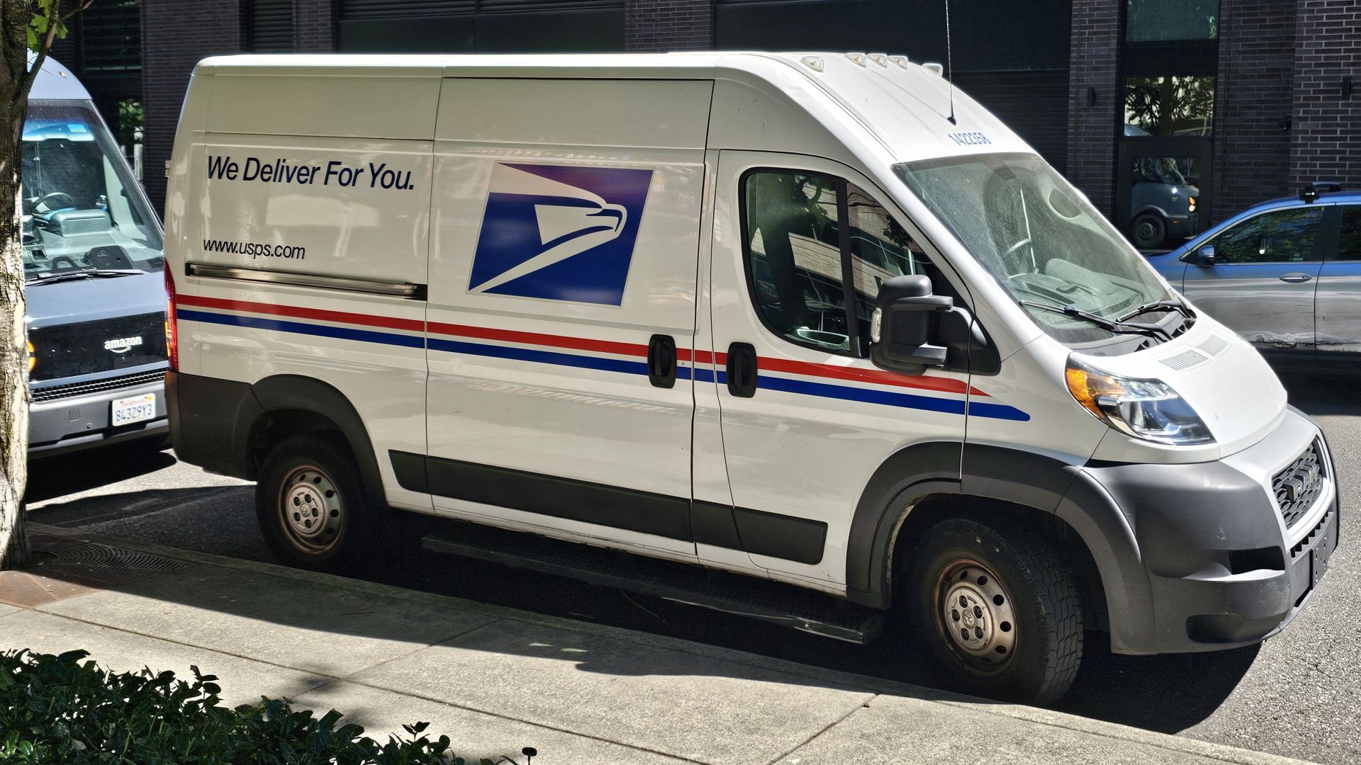 New parcel surcharge helps Postal Service reach $20B in revenue