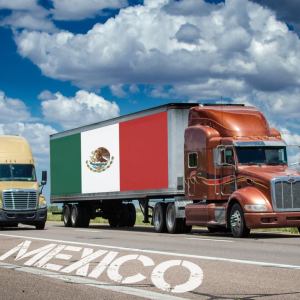 Borderlands Mexico: Trucker protest raises stakes in Mexico-US B-1 visa dispute