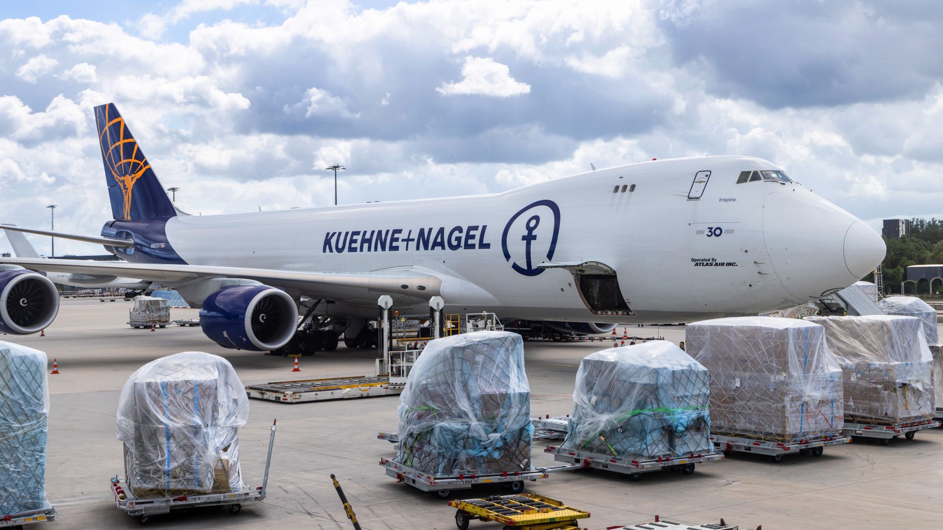 Kuehne+Nagel takes logistics lead for Amazon data center expansion