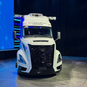 Waabi takes its autonomous truck pitch beyond truckload