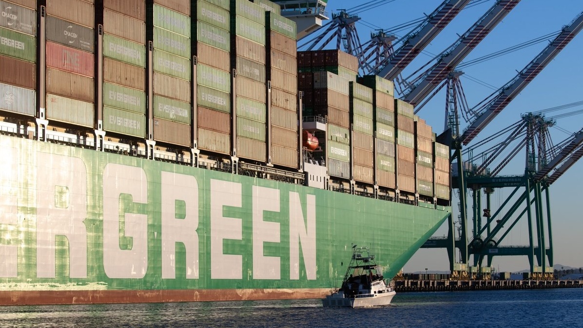 The Port of Los Angeles set a new record for container volumes. (Photo: Port of LA)