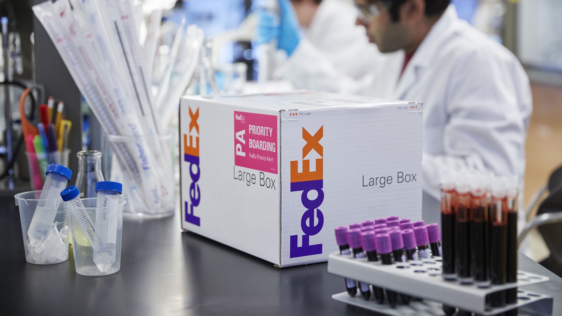 Pharma and biotech shippers in Europe have an easier way to book shipments through FedEx after the carrier created a new digital platform. (Photo: FedEx)