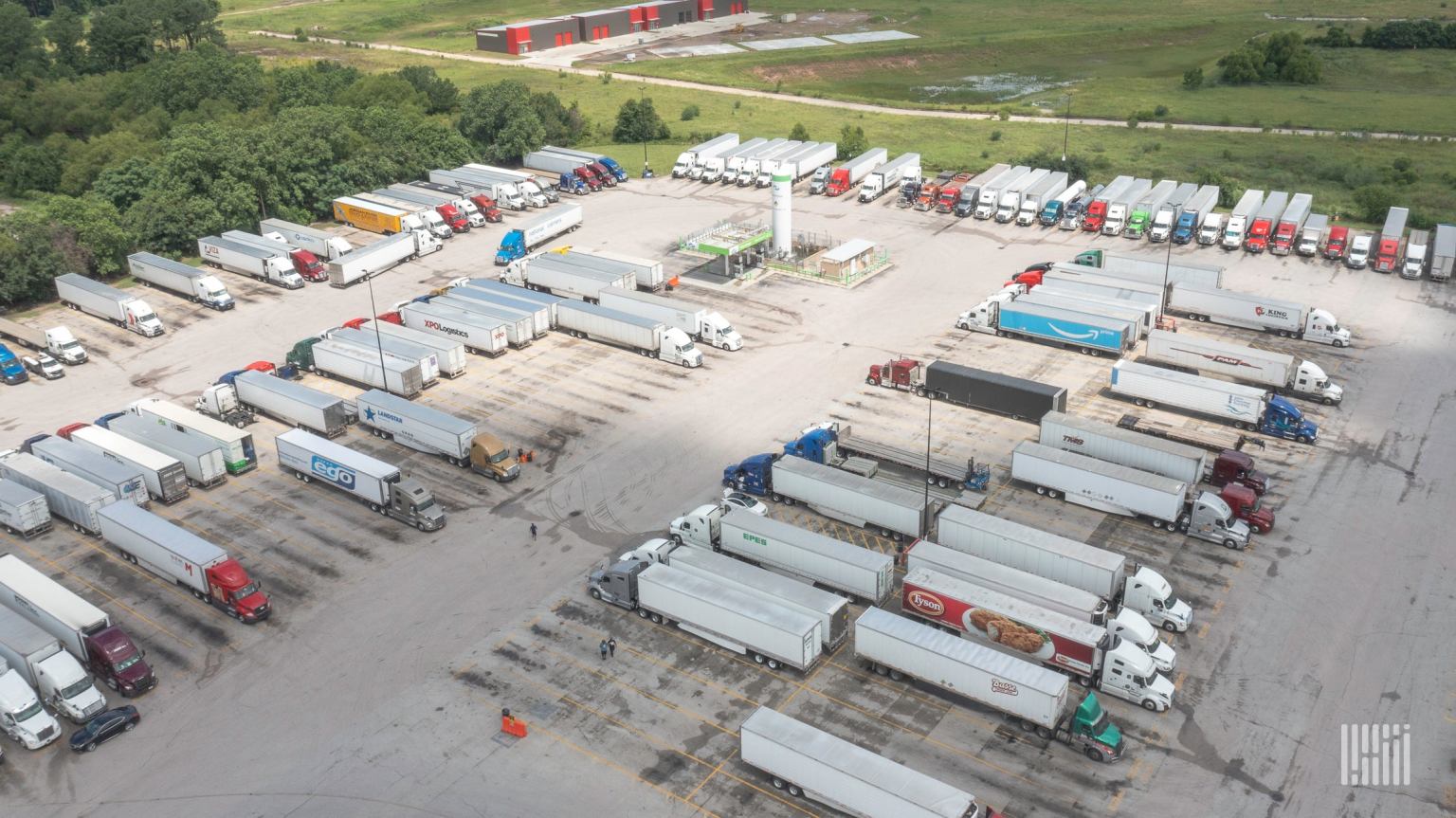 Shawn Gresham, a 17-year trucking veteran, is building an all-in-one online resource intended to reduce drivers' reliance on separate parking, fuel and navigation services. (File photo: Jim Allen/FreightWaves)