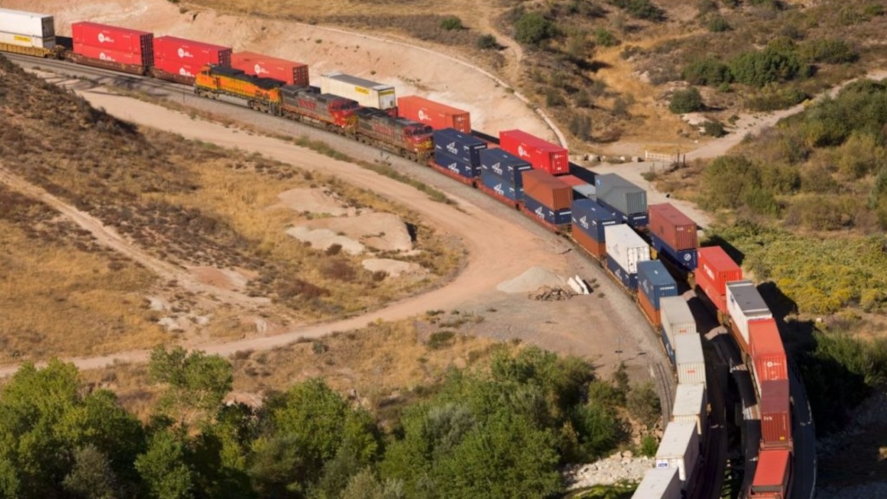 Higher costs have pushed more truckload freight to the raiIs. (Photo: IANA)