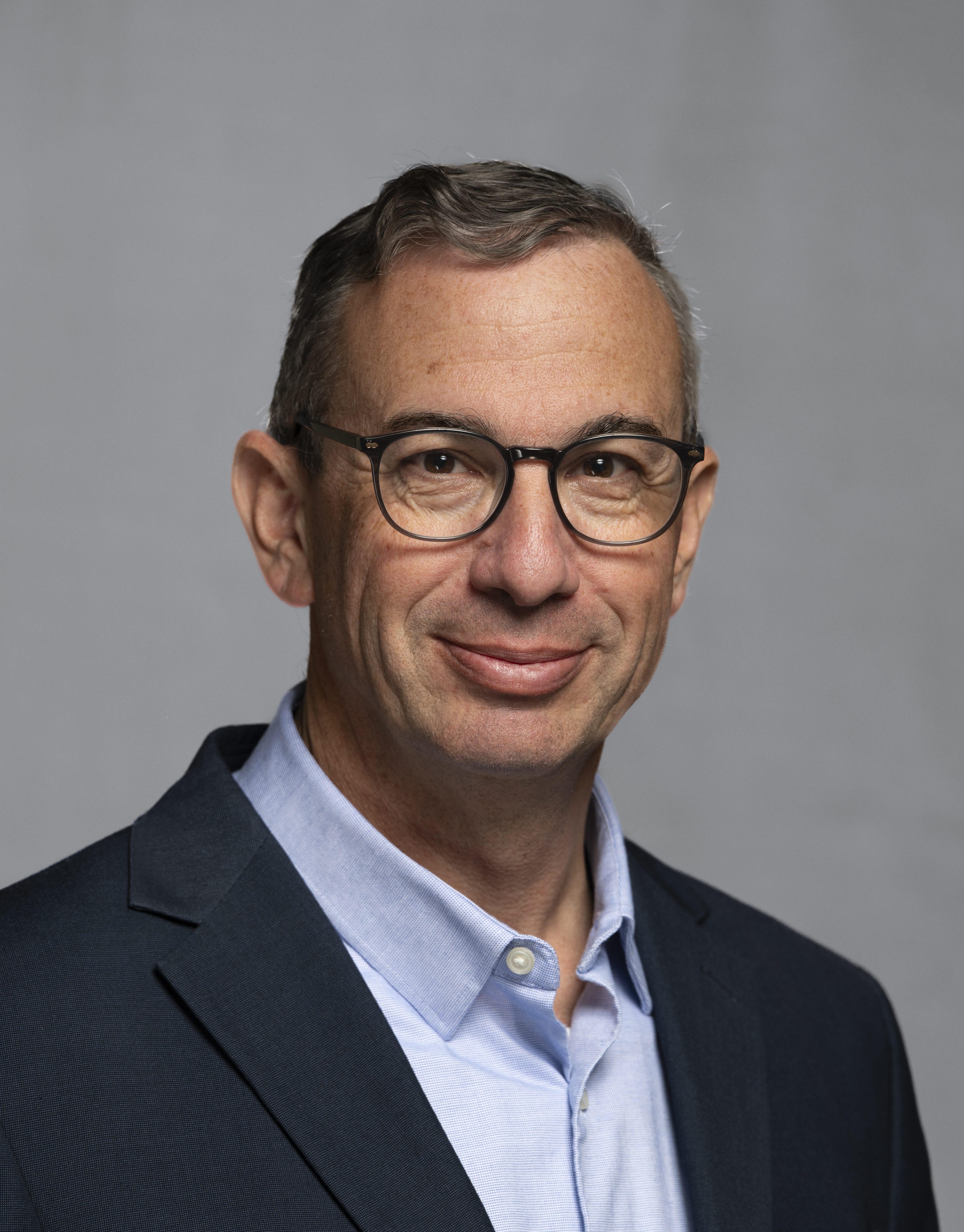 Zvi Schreiber, founder of Freightos and former CEO, is challenging the company's board over its leadership and strategy, arguing that it should prioritize its digital freight-booking platform over its software and data business.