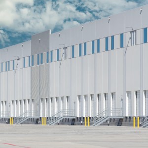 Late, short deliveries cost food and CPG makers $100 billion