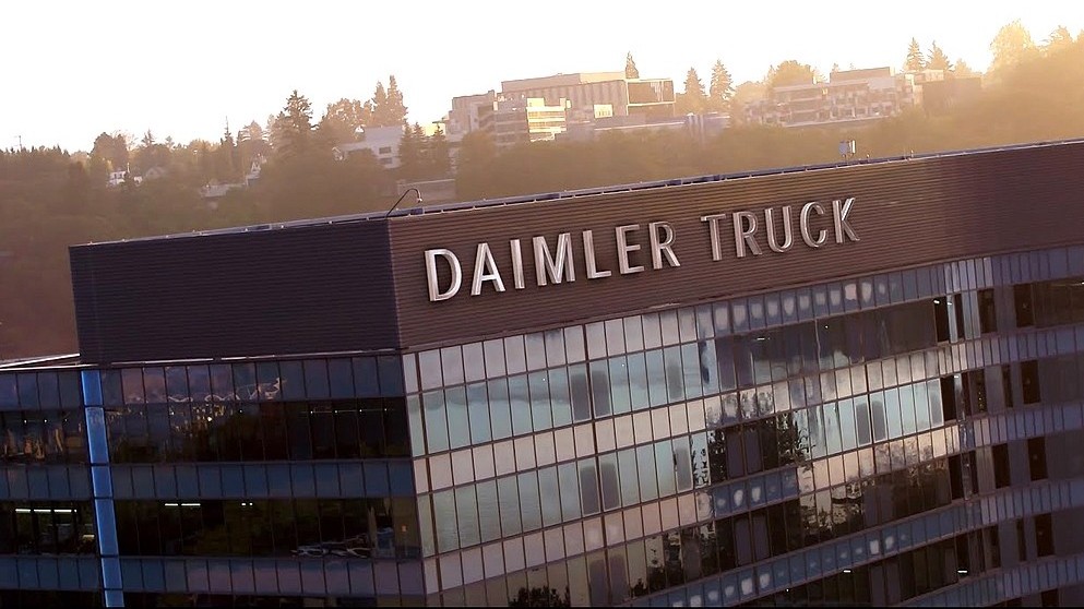 Daimler Truck sues former fleet manager over alleged $3.8M embezzlement