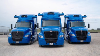 Aurora Driver-powered trucks in the blue livery of Charger Logistics