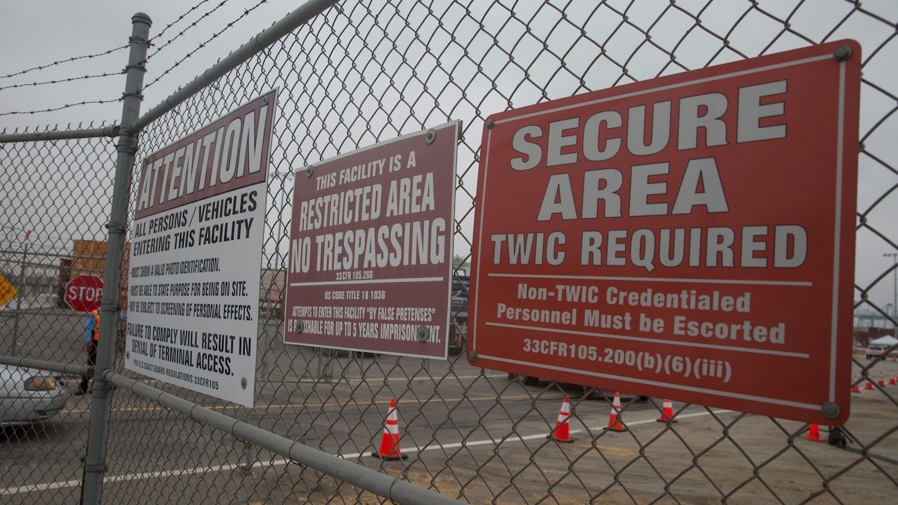 Strike menace by port safety employees at Los Angeles–Lengthy Seaside Strike menace by port safety employees at Los Angeles–Lengthy Seaside