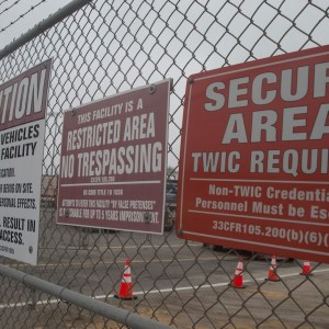 Strike threat by port security workers at Los Angeles–Long Beach
