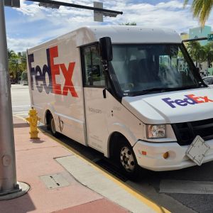 FedEx cashes in on premium logistics services, fuel surcharges