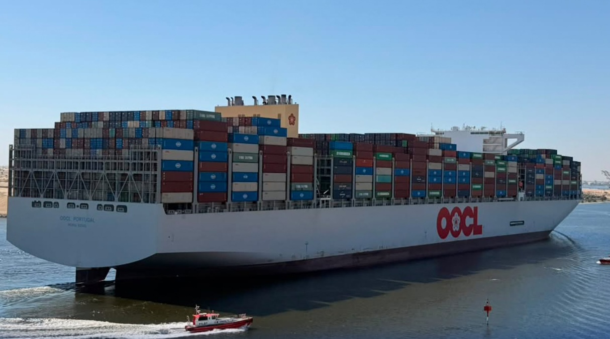 Carriers including OOCL are returning to the Suez Canal-Red Sea route. (Photo: Suez Canal Authority)